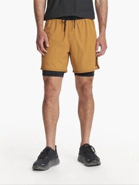Vuori Lined Fullerton Short In Mustard